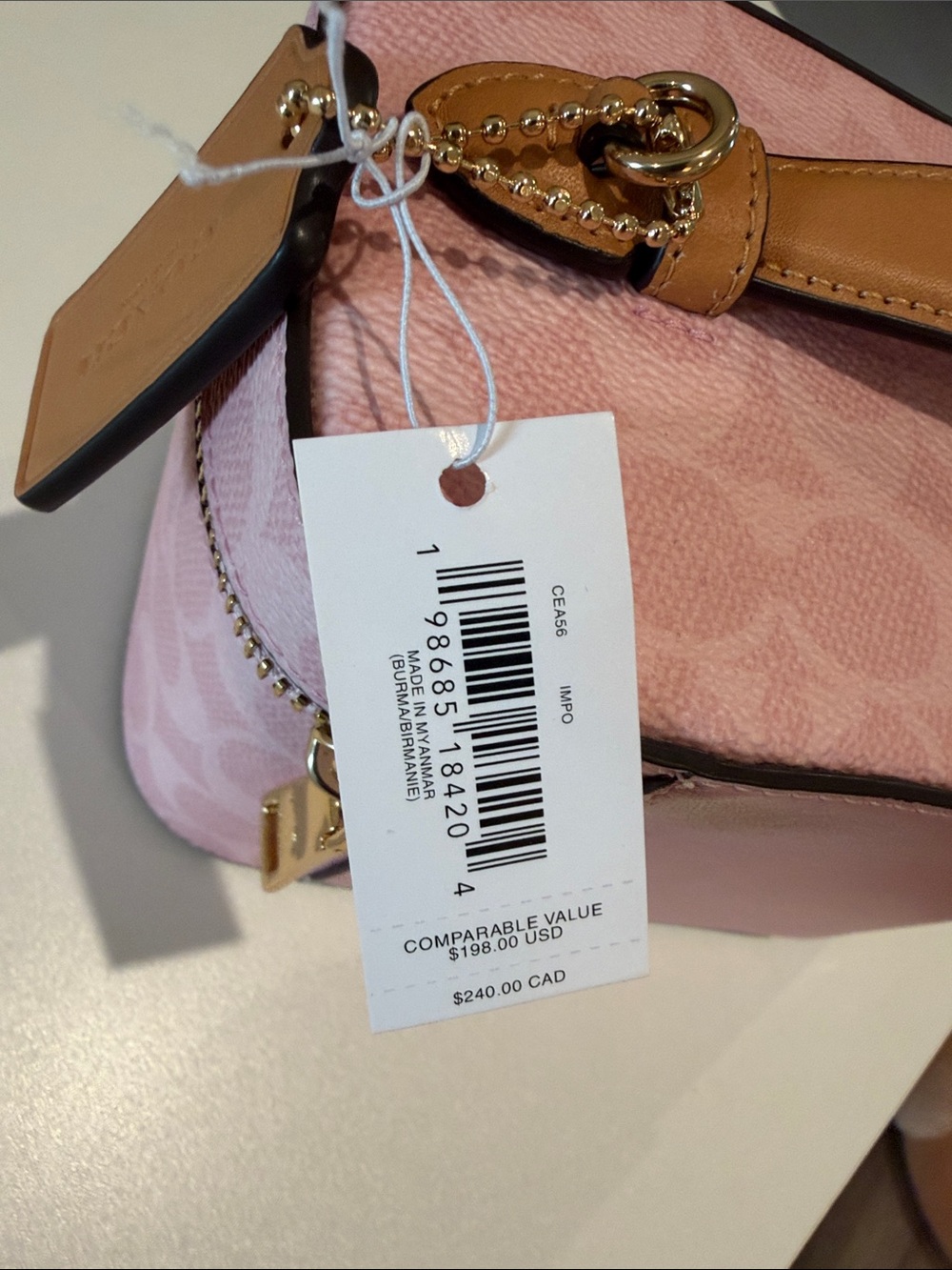 COACH Powder Pink Vanity Case BNWT - Picture 10 of 10